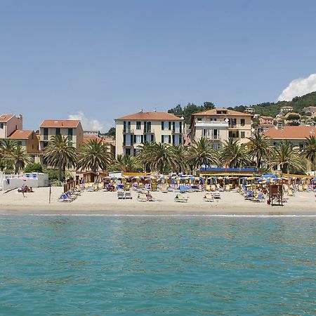 Hotel Gambone Finale Ligure Εξωτερικό φωτογραφία
