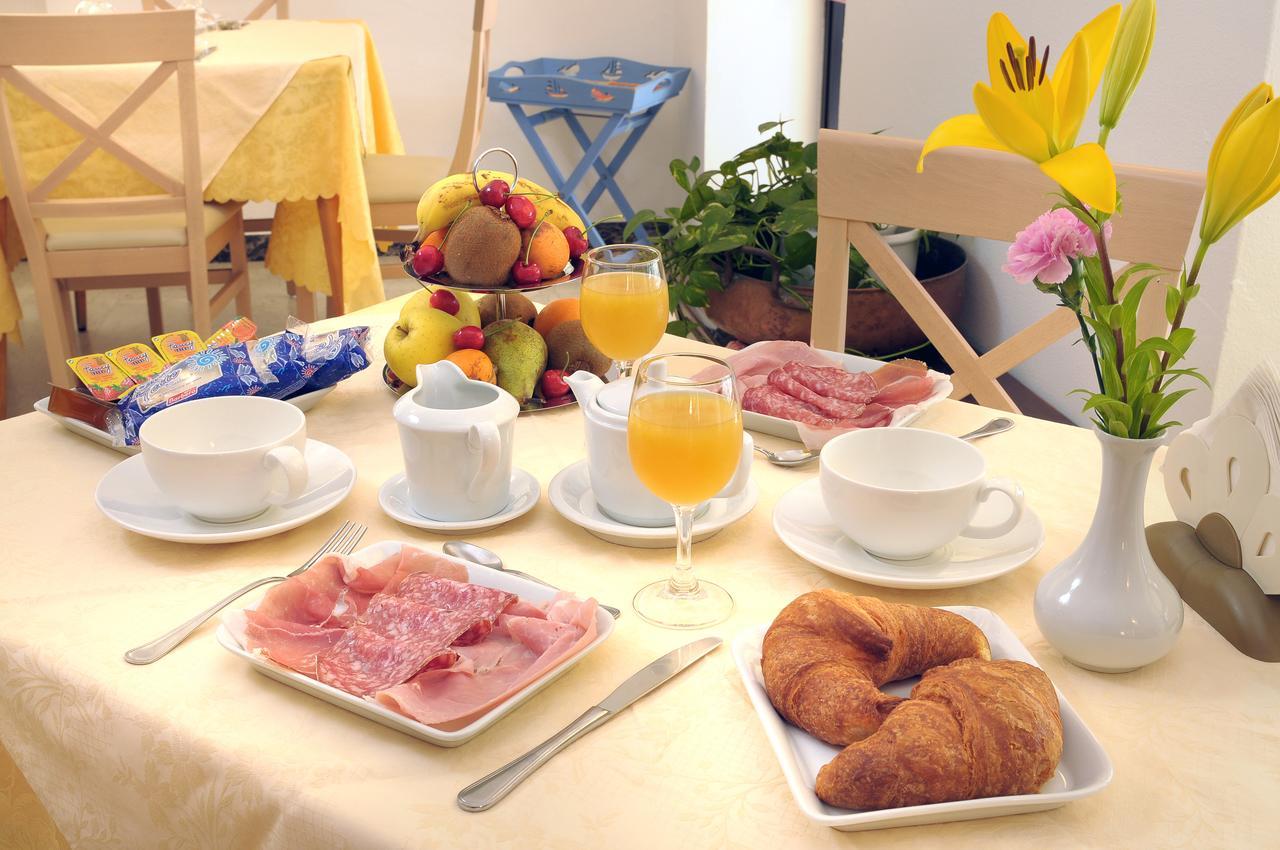 Hotel Gambone Finale Ligure Εξωτερικό φωτογραφία
